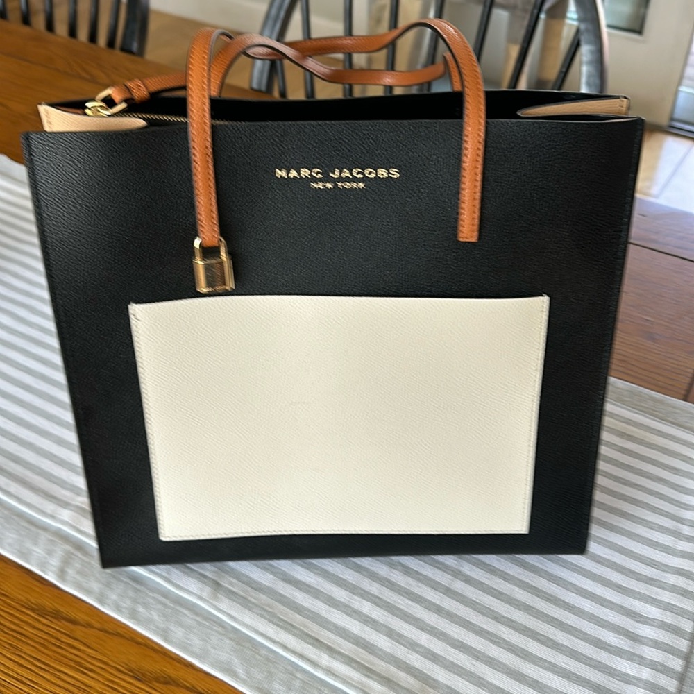 Marc Jacobs New York Handbag